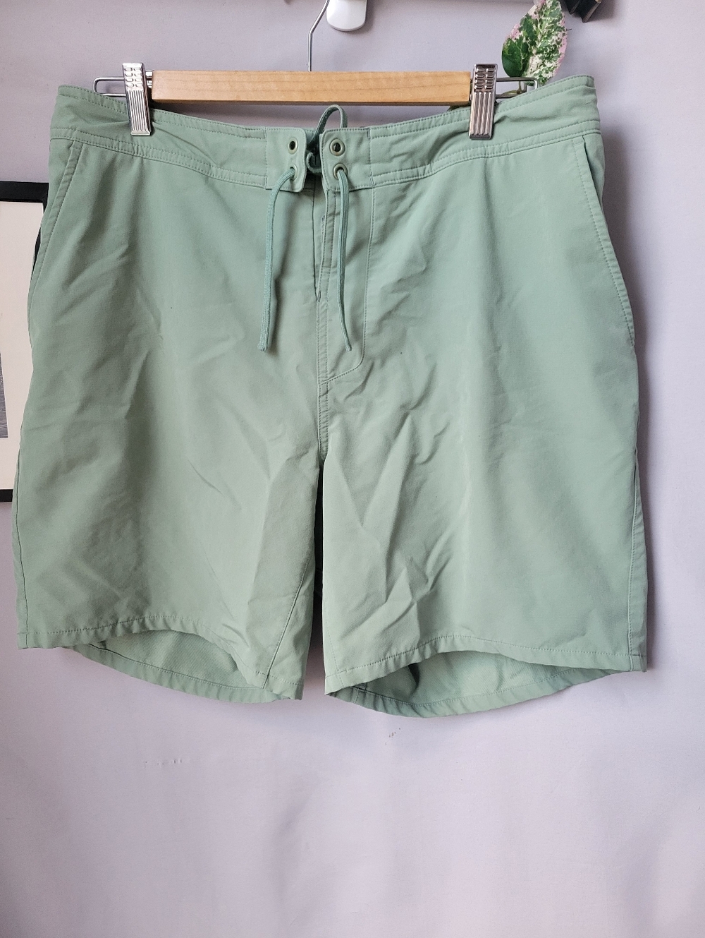 Ten Thousand Foundation 7" Short with Liner Green XL - Picture 1 of 10